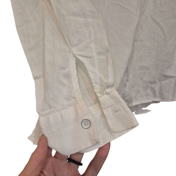 Splendid Women's White Cotton/Rayon Round Neck Long Sleeve Button Down Shirt - Picture 7 of 10